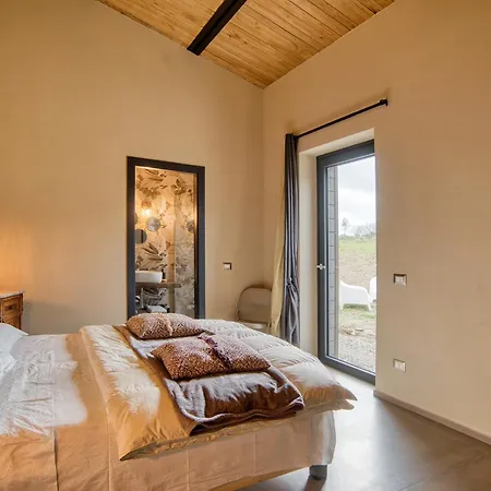 Tuscan Cozy Escape With View, Garden & Breakfast Bed & Breakfast