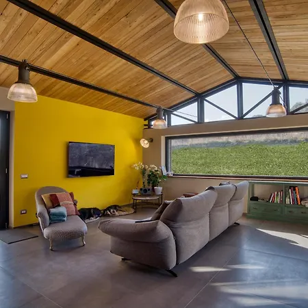 Tuscan Cozy Escape With View, Garden & Breakfast Bed & Breakfast